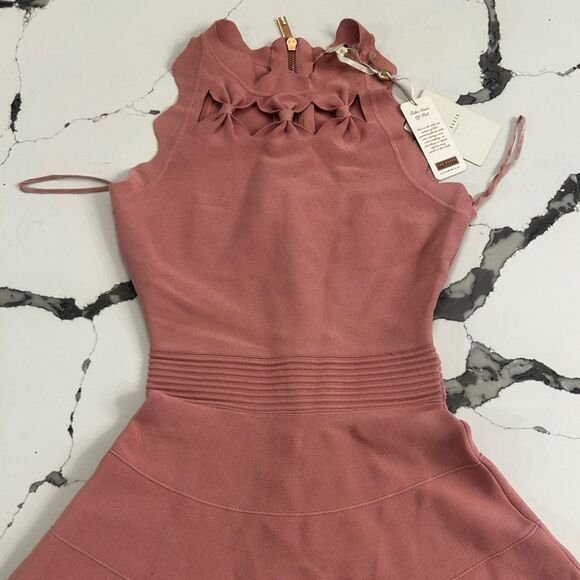 NEW Ted Baker Cherina Bow Detail
Fit & Flare Knit Dress. NWT - Picture 5 of 8